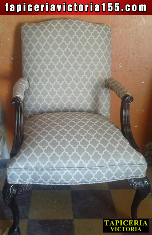 3 Silla asiento y respaldo tonos gris y beige - Tapiceria Victoria