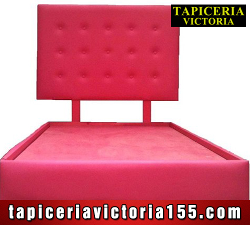 9 Cabecera roja con jalones y base tapizada - Tapiceria Victoria